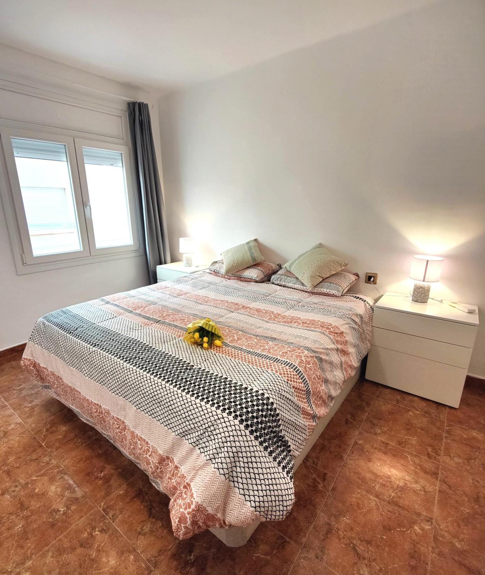 Sunny Flat With Balcony And Sea Views Apartment Cambrils Exterior photo